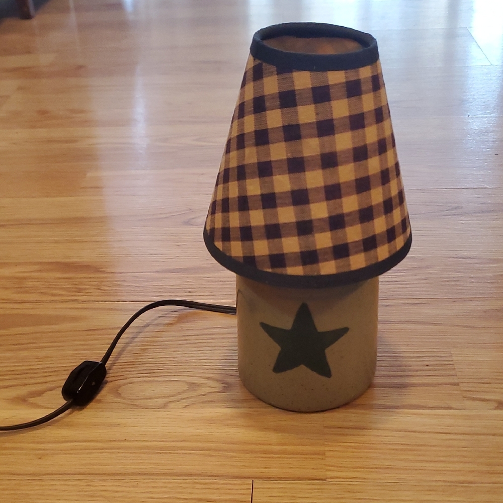 Cottagecore Farmhouse Star Accent Lamp | Cozy Rustic Decor